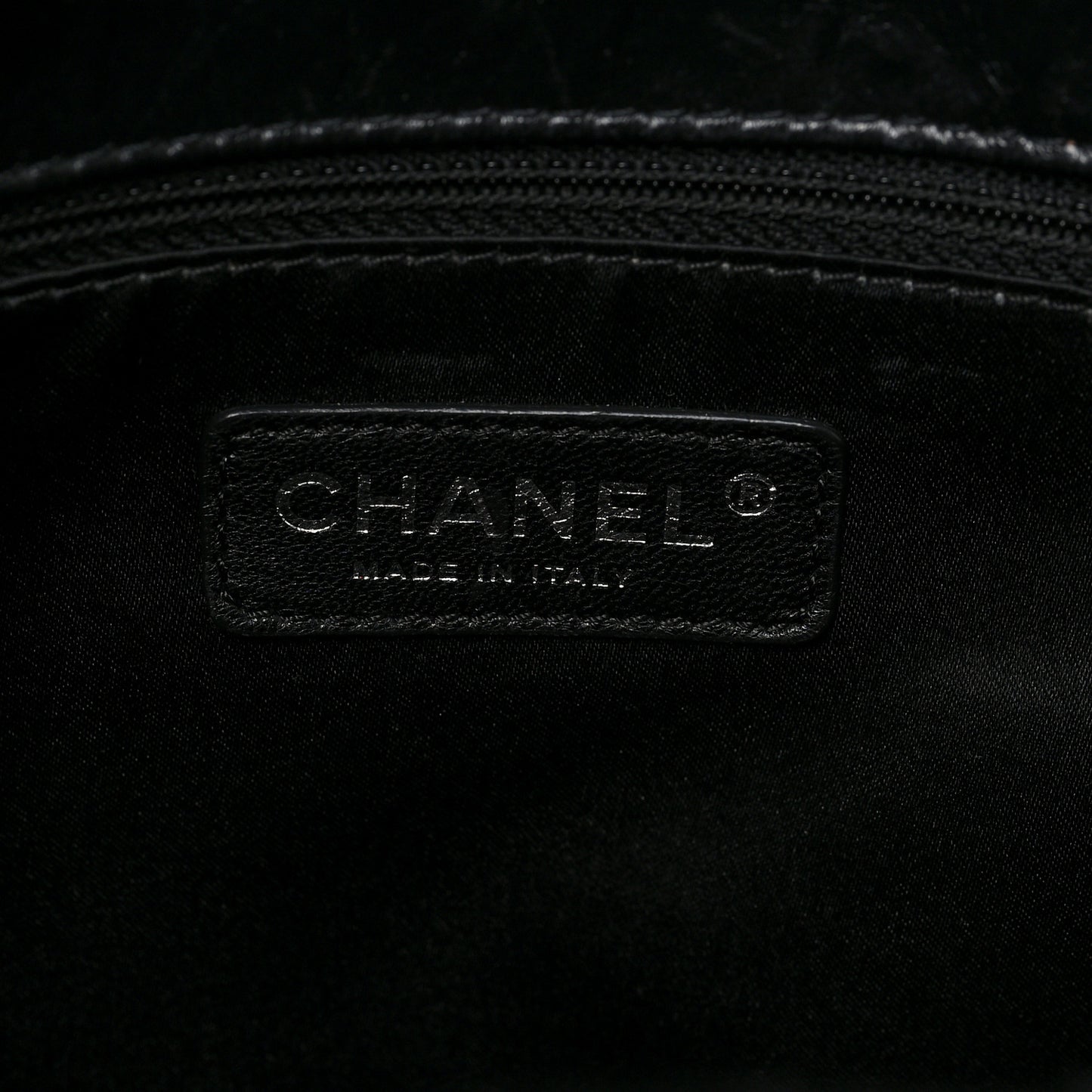 Glazed Calfskin Twisted Maxi Flap Black