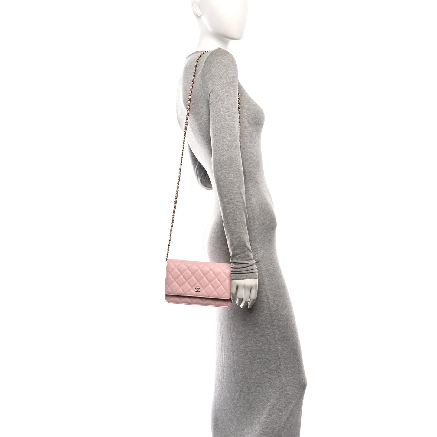 Caviar Quilted Wallet on Chain WOC Light Pink