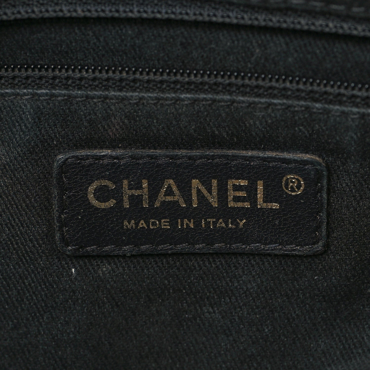 Chanel Crumpled Grained Calfskin Medium Coco Pleats Messenger Flap Black 6 of 16