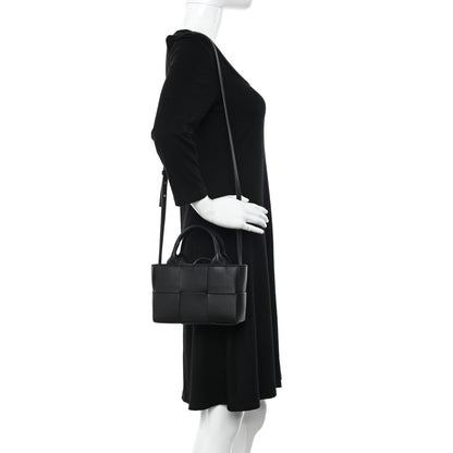 Bottega Veneta Grained Calfskin Intrecciato Candy Arco Tote Black 2 of 14