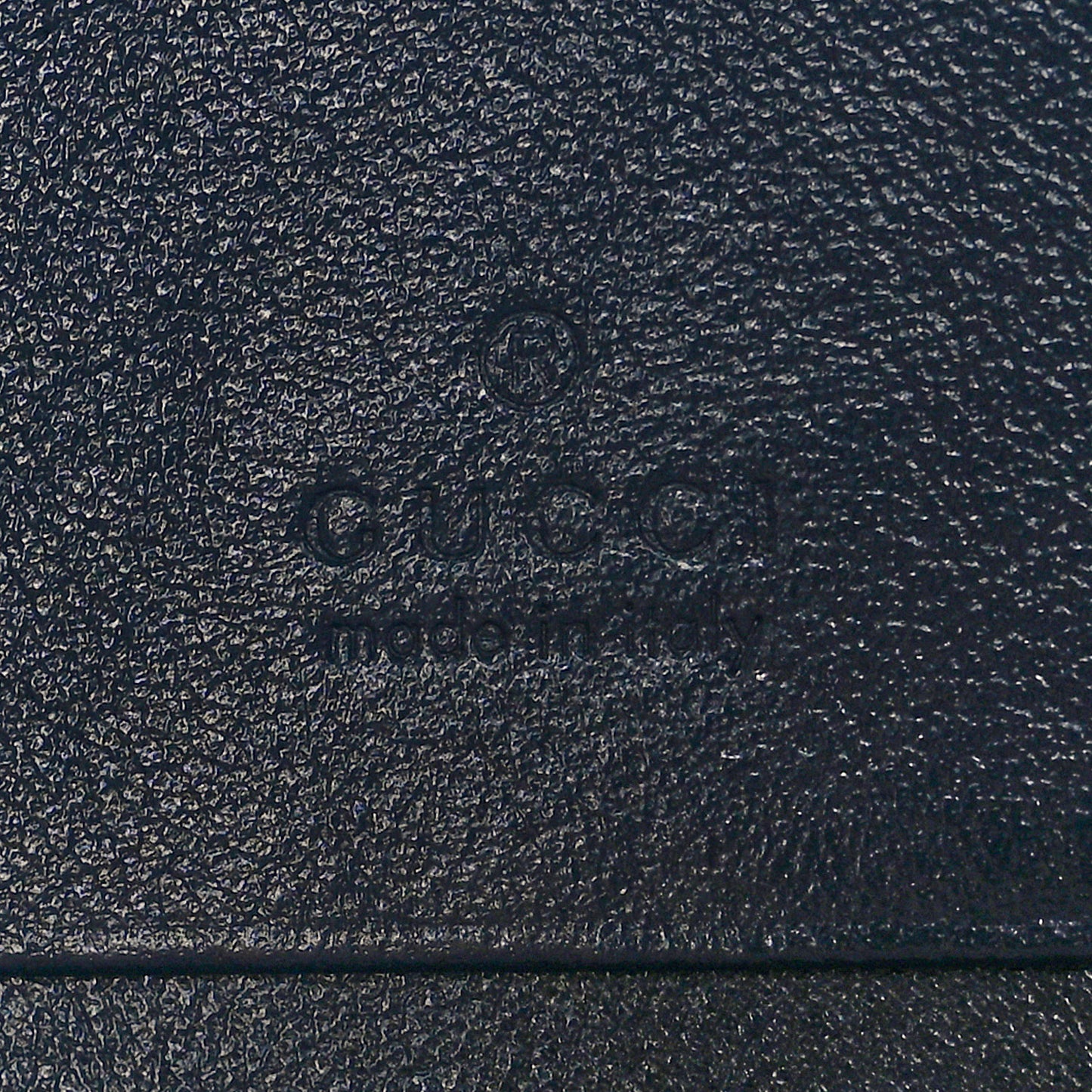 Vintage Effect Calfskin Matelasse Diagonal Torchon GG Marmont Card Case Wallet Blue Agata Mystic White