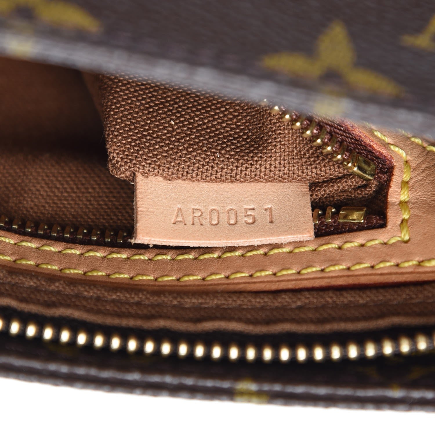 Louis Vuitton Monogram Trotteur 7 of 11