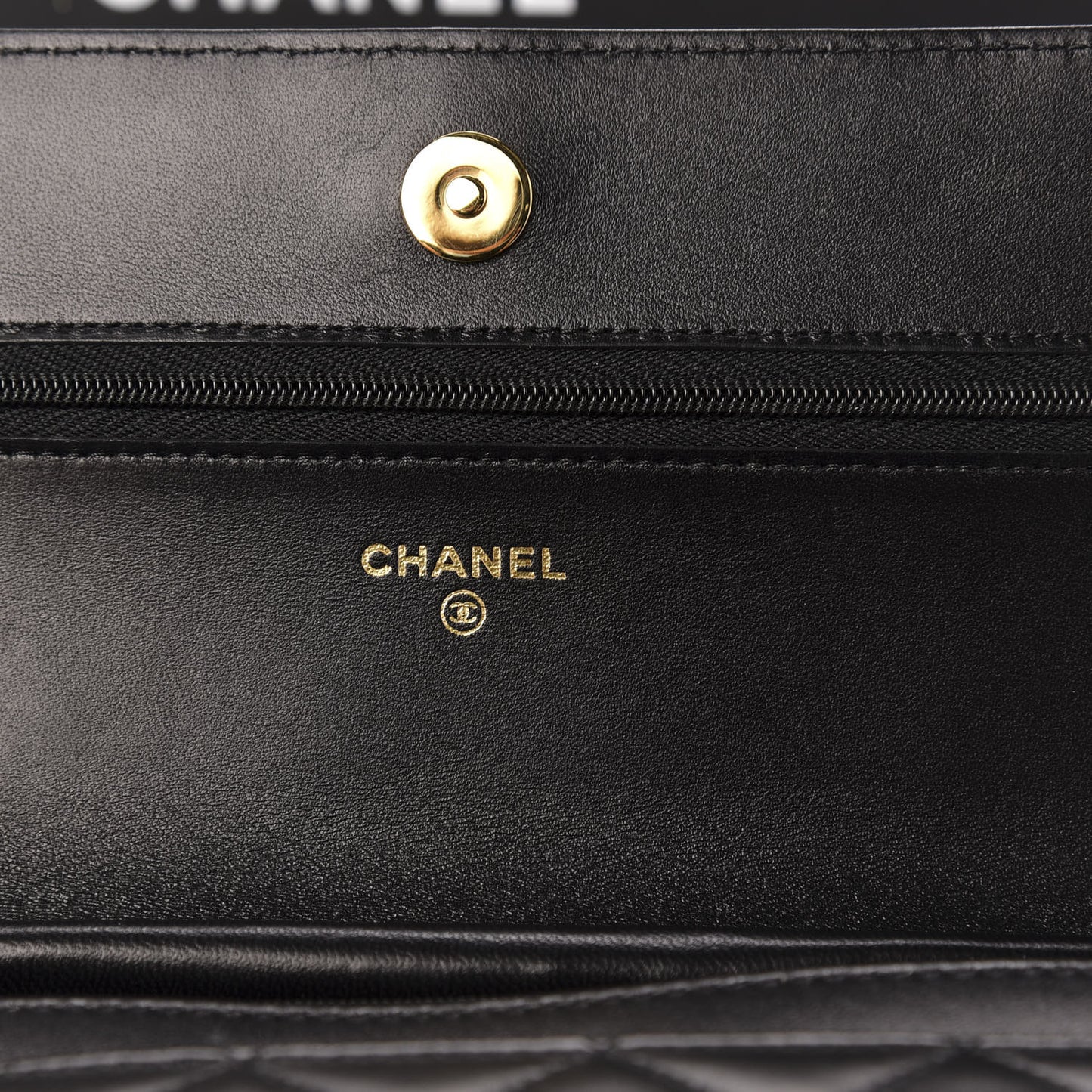 Lambskin Quilted Wallet On Chain WOC Black