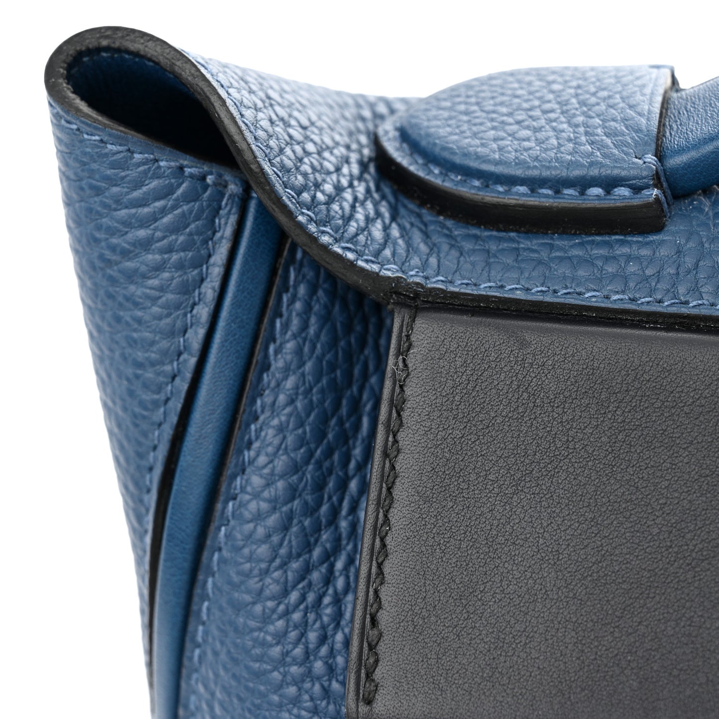 Togo Swift 29 24/24 Deep Bleu Bleu De Prusse