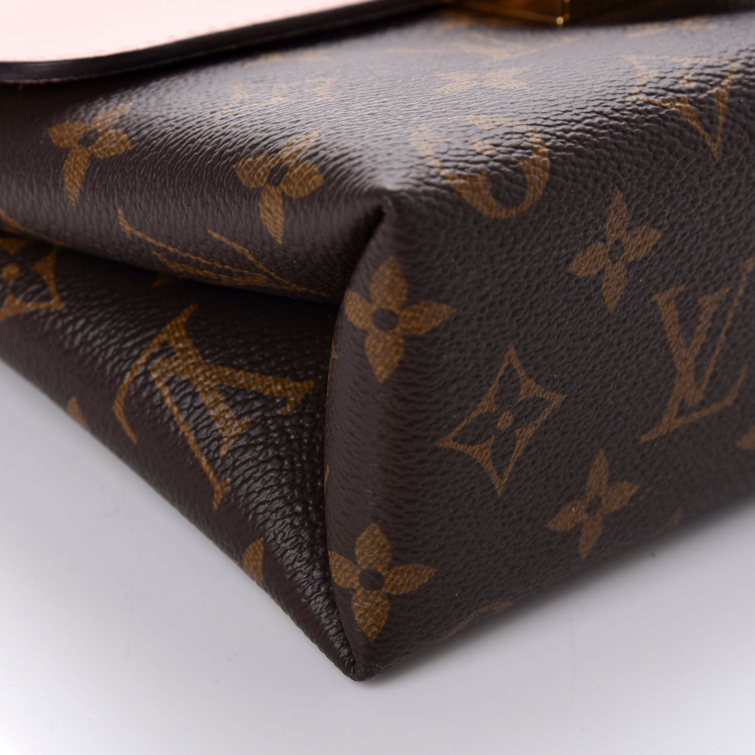 Louis Vuitton Monogram Locky BB Rose Poudre 6 of 14