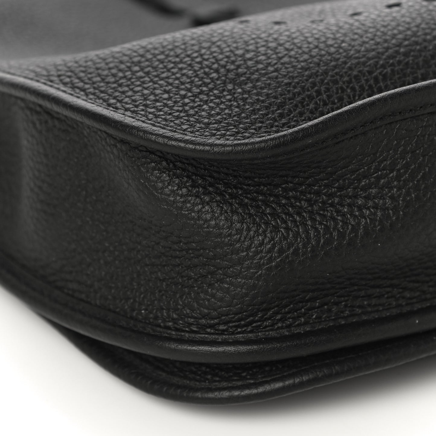 Taurillon Clemence Evelyne III PM Black