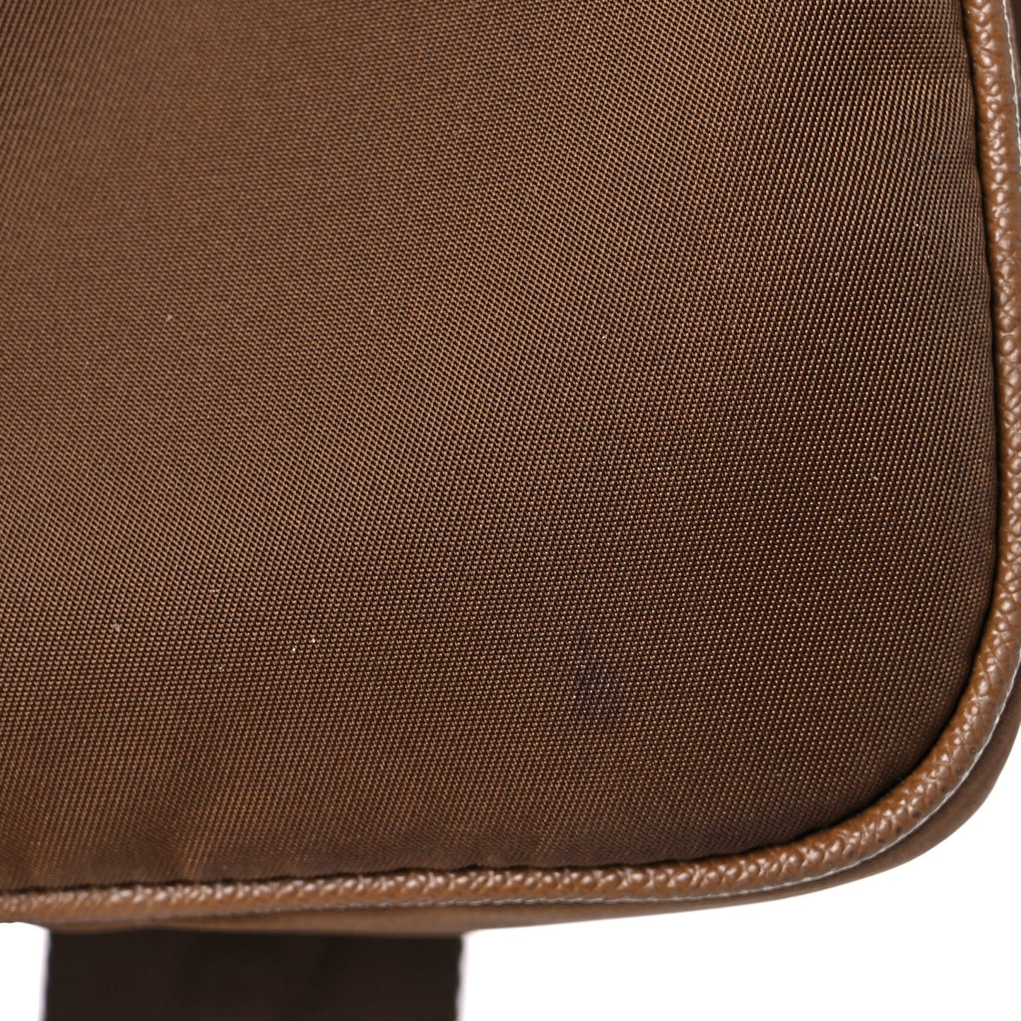 Tessuto Nylon Saffiano Re-Edition 2005 Shoulder Bag Cacao