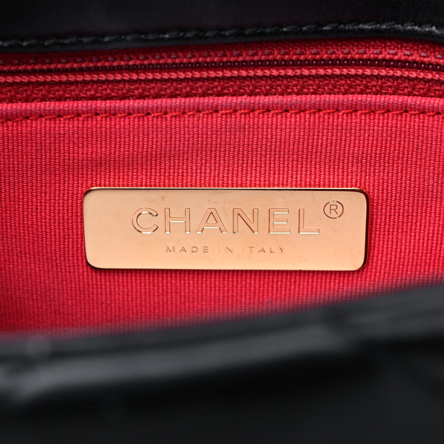 Lambskin Quilted Medium Chanel 19 Flap So Black