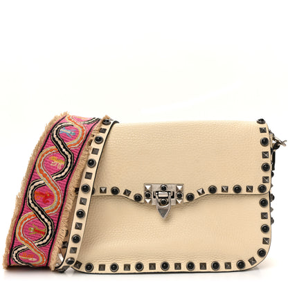 Valentino Garavani Pebbled Calfskin Onyx Medium Guitar Strap Rockstud Rolling Flap Saddle Bag Ivory 1 of 14
