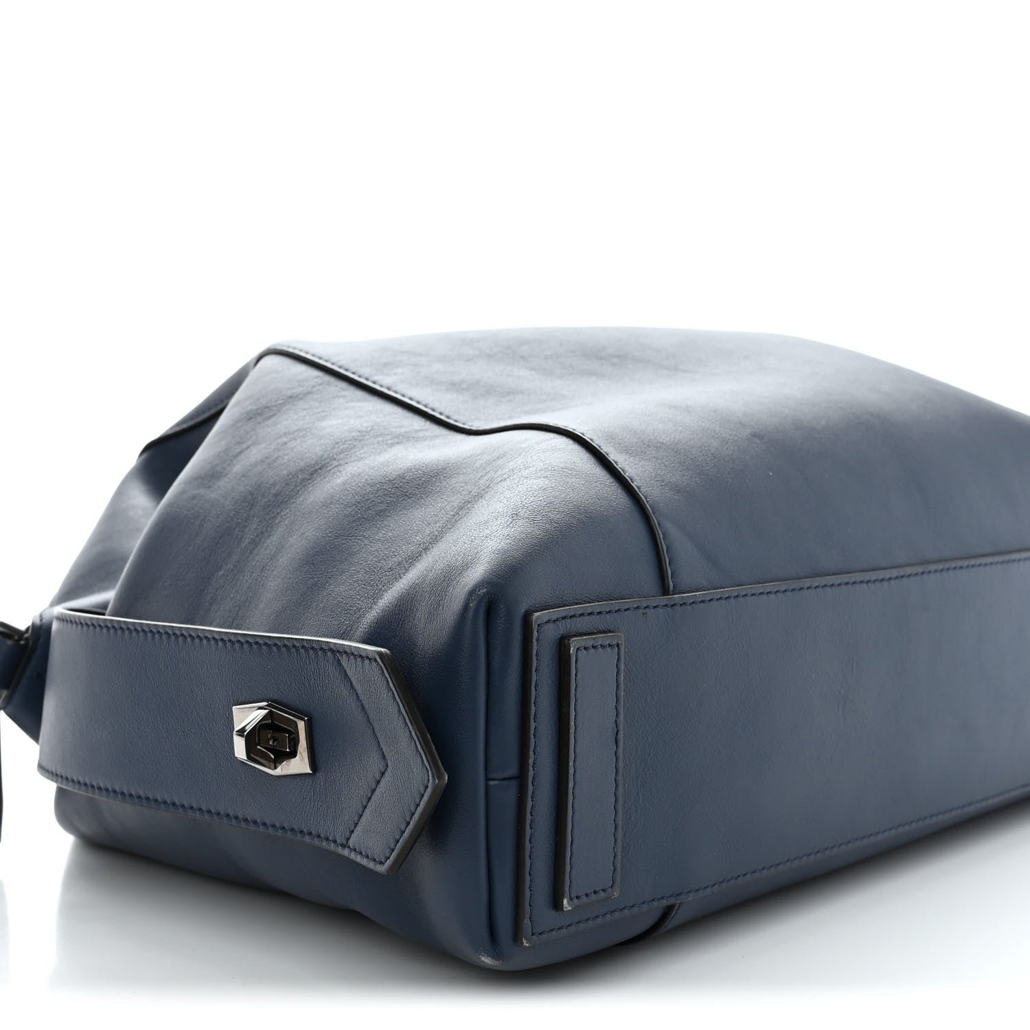 Givenchy Smooth Calfskin Medium Soft Antigona Midnight 8 of 22
