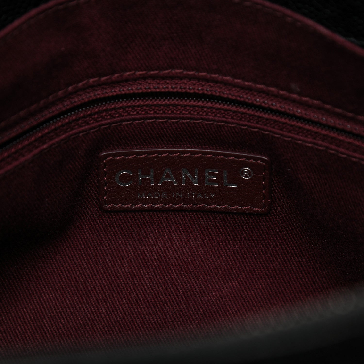 Chanel Crumpled Grained Calfskin Quilted CC Crave Tote Black 8 of 9