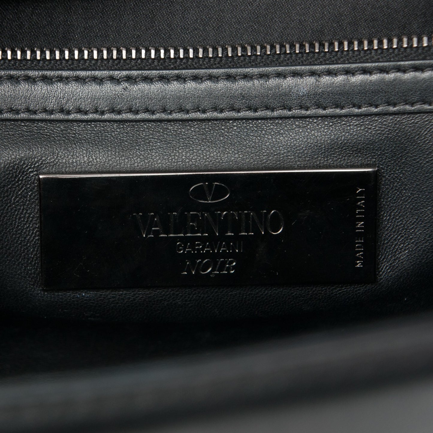 Vitello Medium Glam Lock Rockstud Flap Black