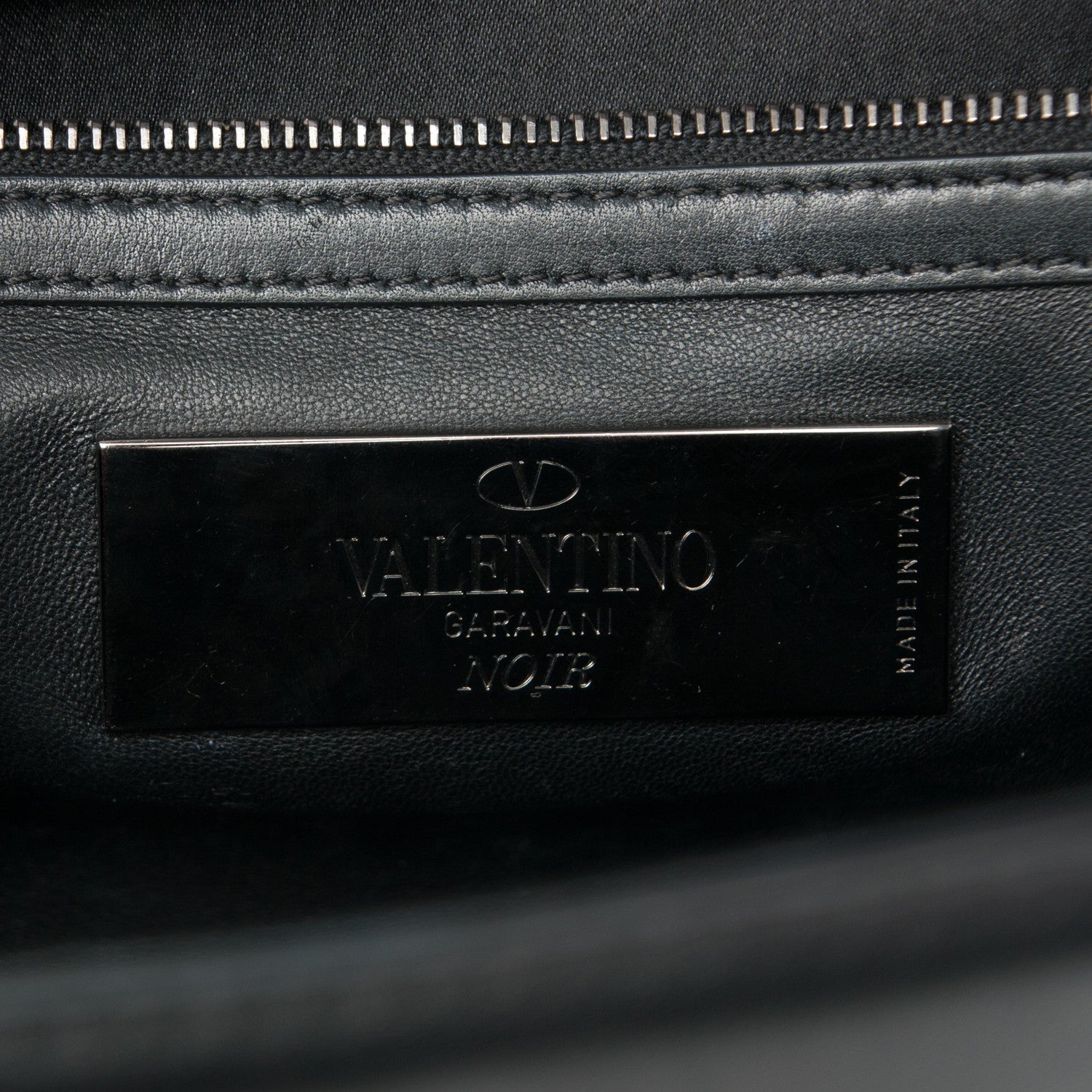 Valentino Garavani Vitello Medium Glam Lock Rockstud Flap Black 6 of 8