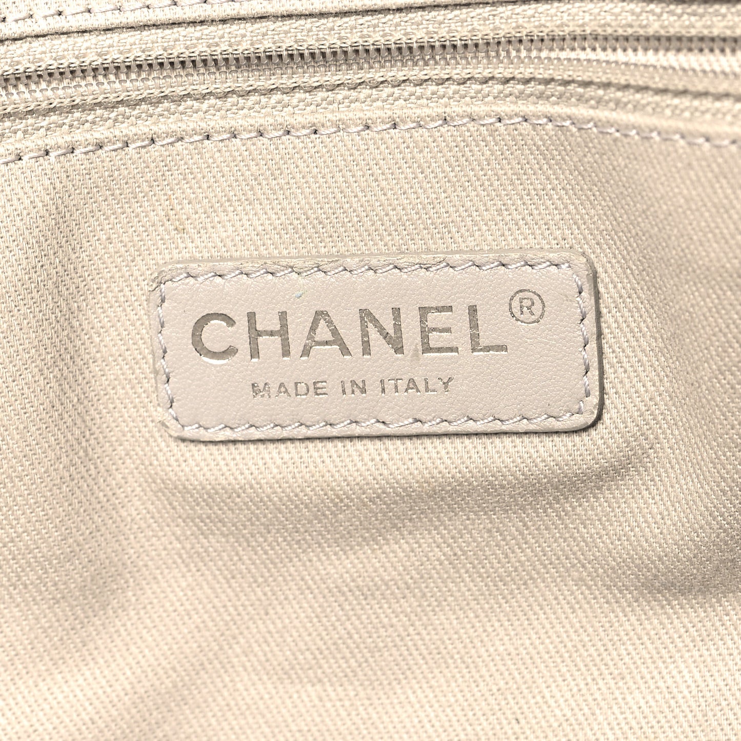 Glazed Calfskin Medium Deauville Tote Black