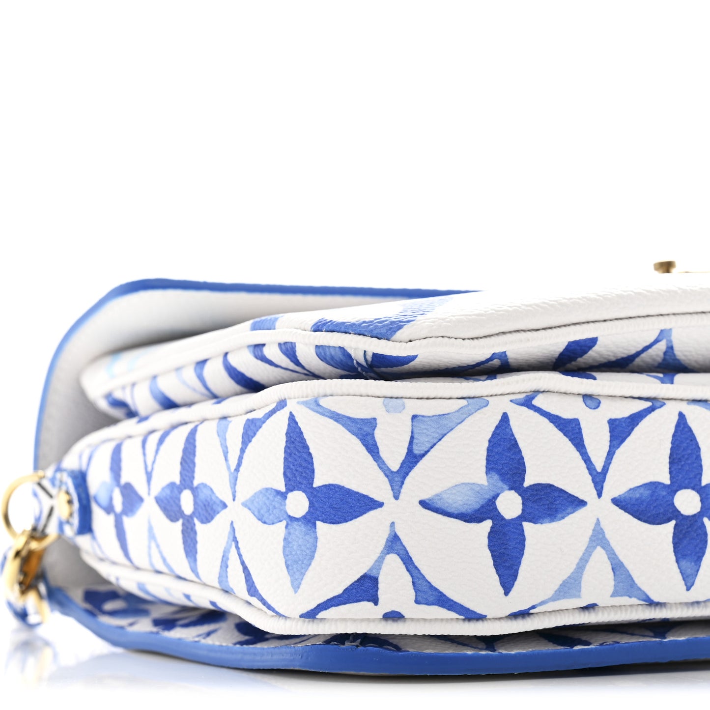 Monogram Giant By The Pool Pochette Metis MM Blue