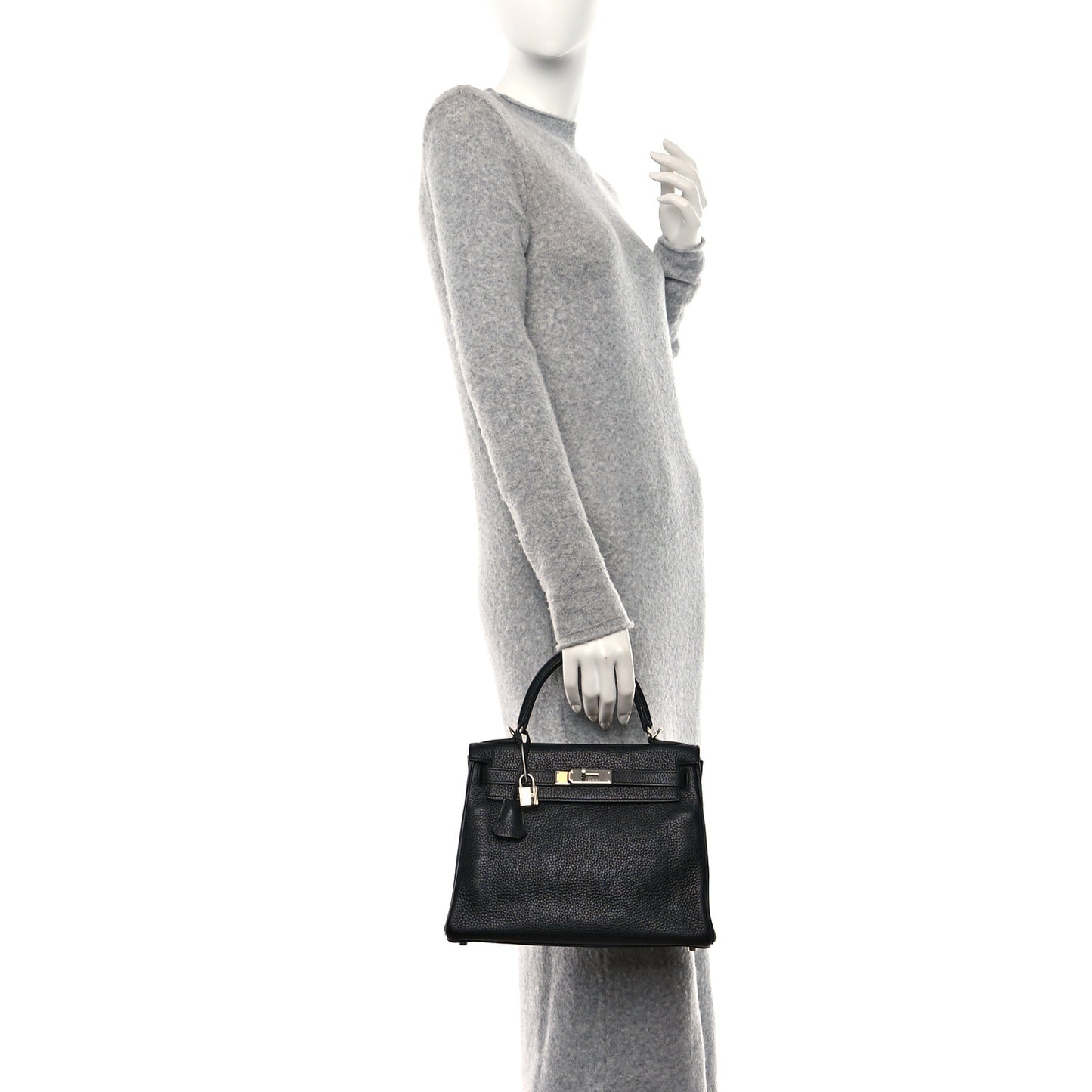 Taurillon Clemence Kelly Retourne 28 Black
