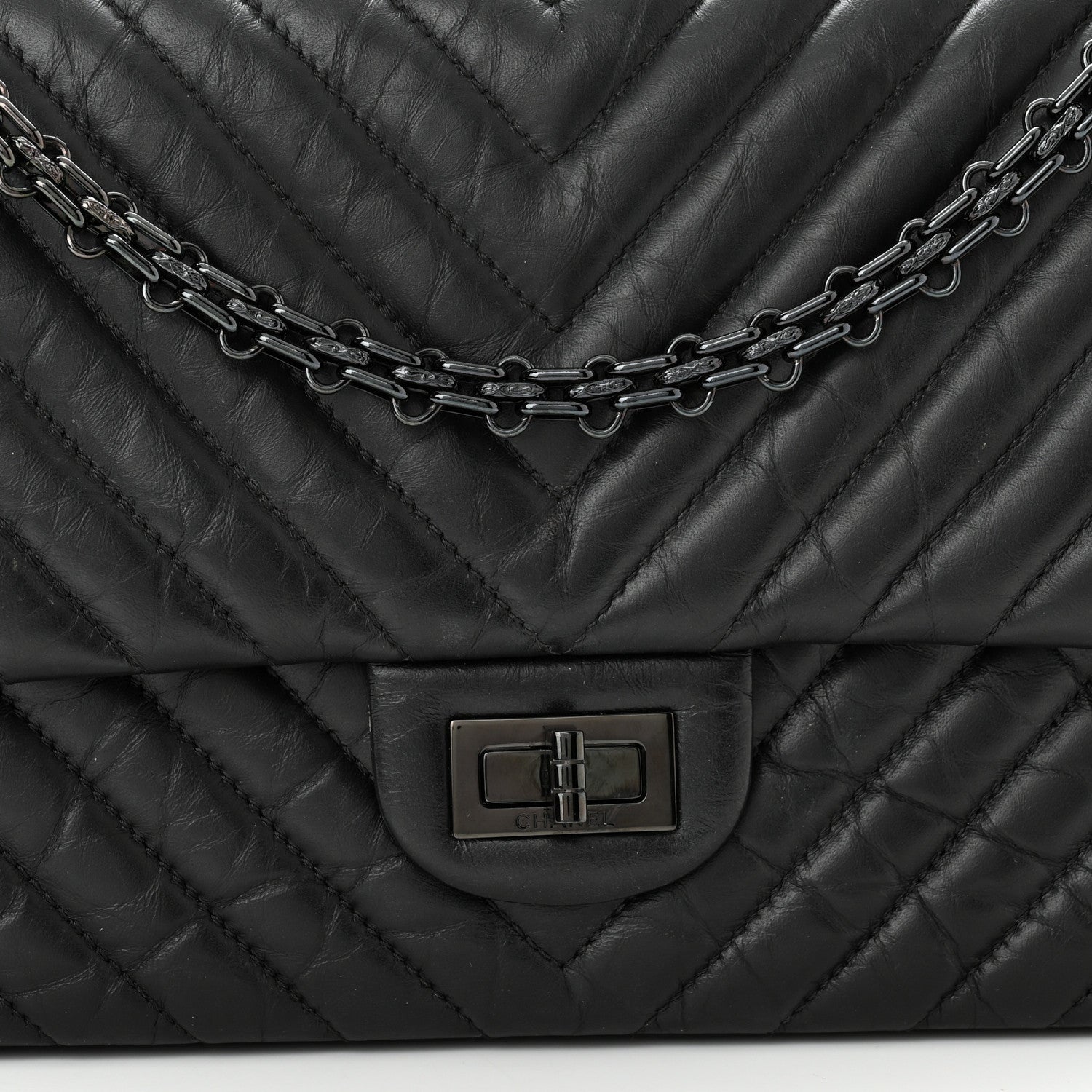 Chanel Aged Calfskin Chevron Quilted 2.55 Reissue 226 So Black 8 of 11