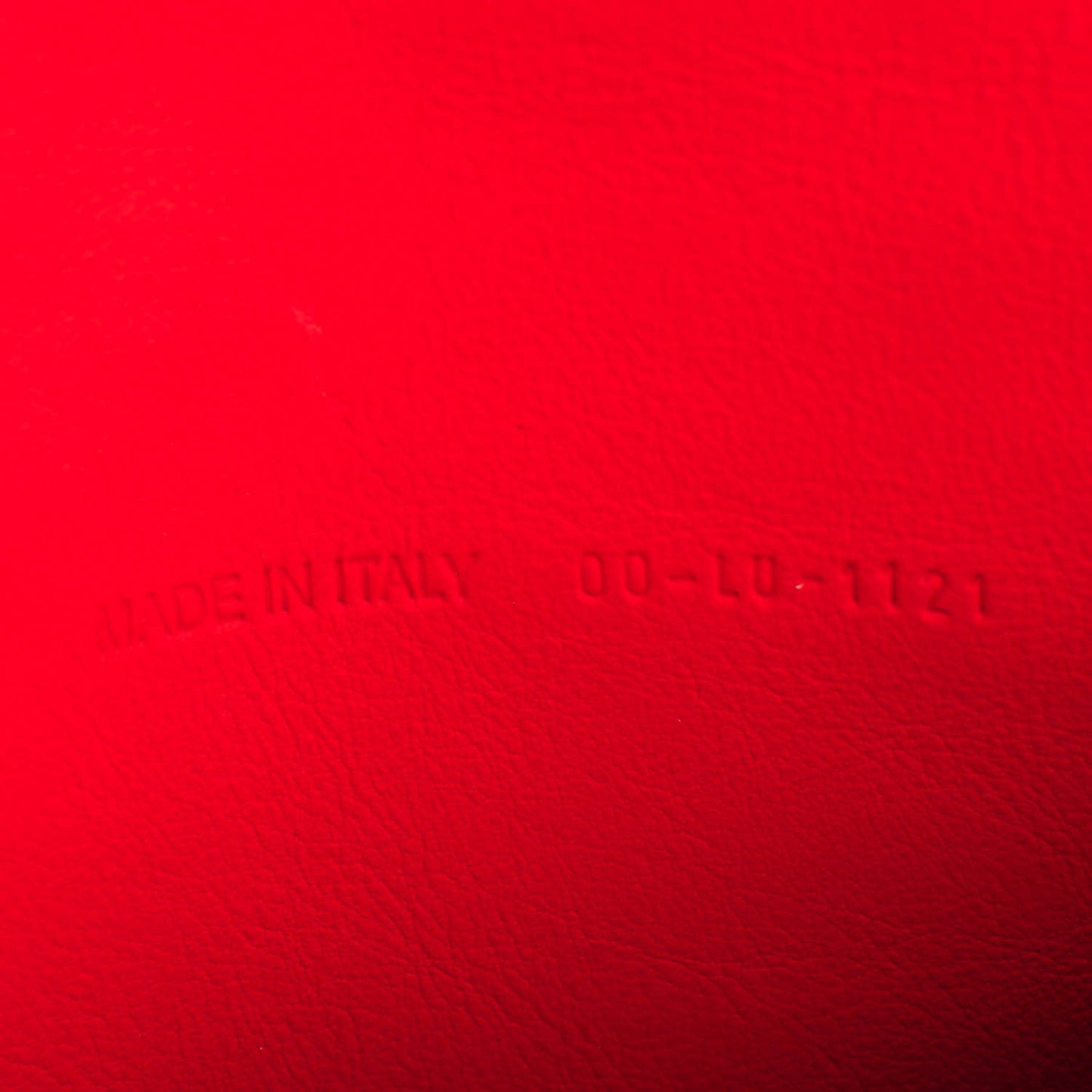 Calfskin Cannage New Lock Pouch Geranium