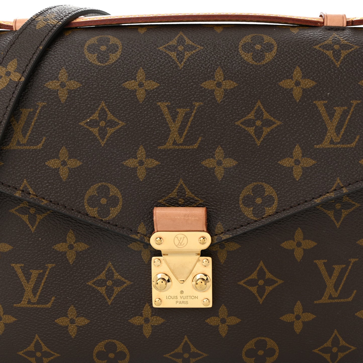 Monogram Pochette Metis