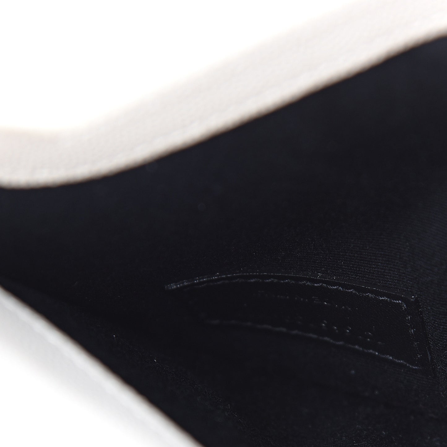 Grain De Poudre Uptown Pouch Crema Soft