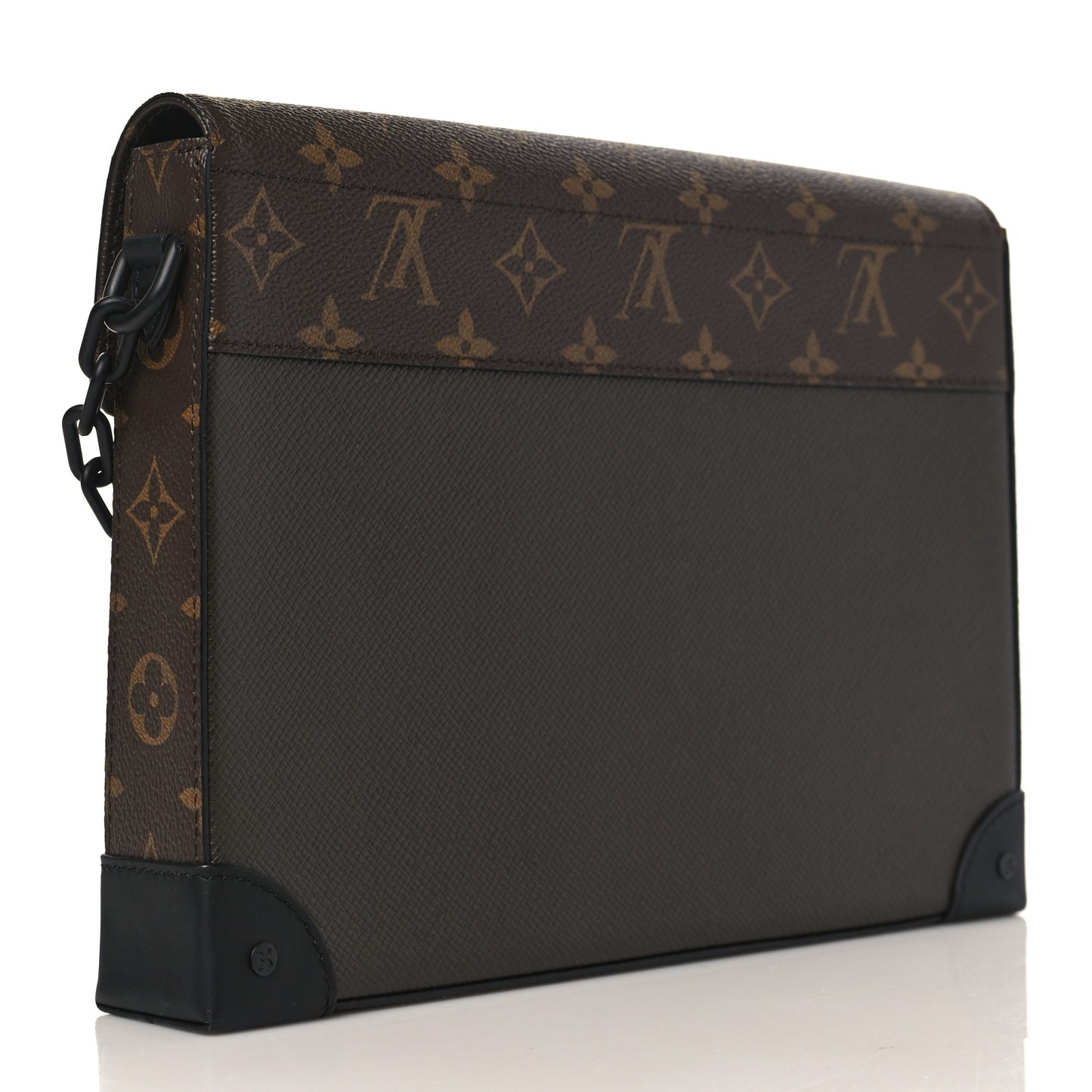 Taiga Monogram Pochette Voyage Steamer Khaki Green
