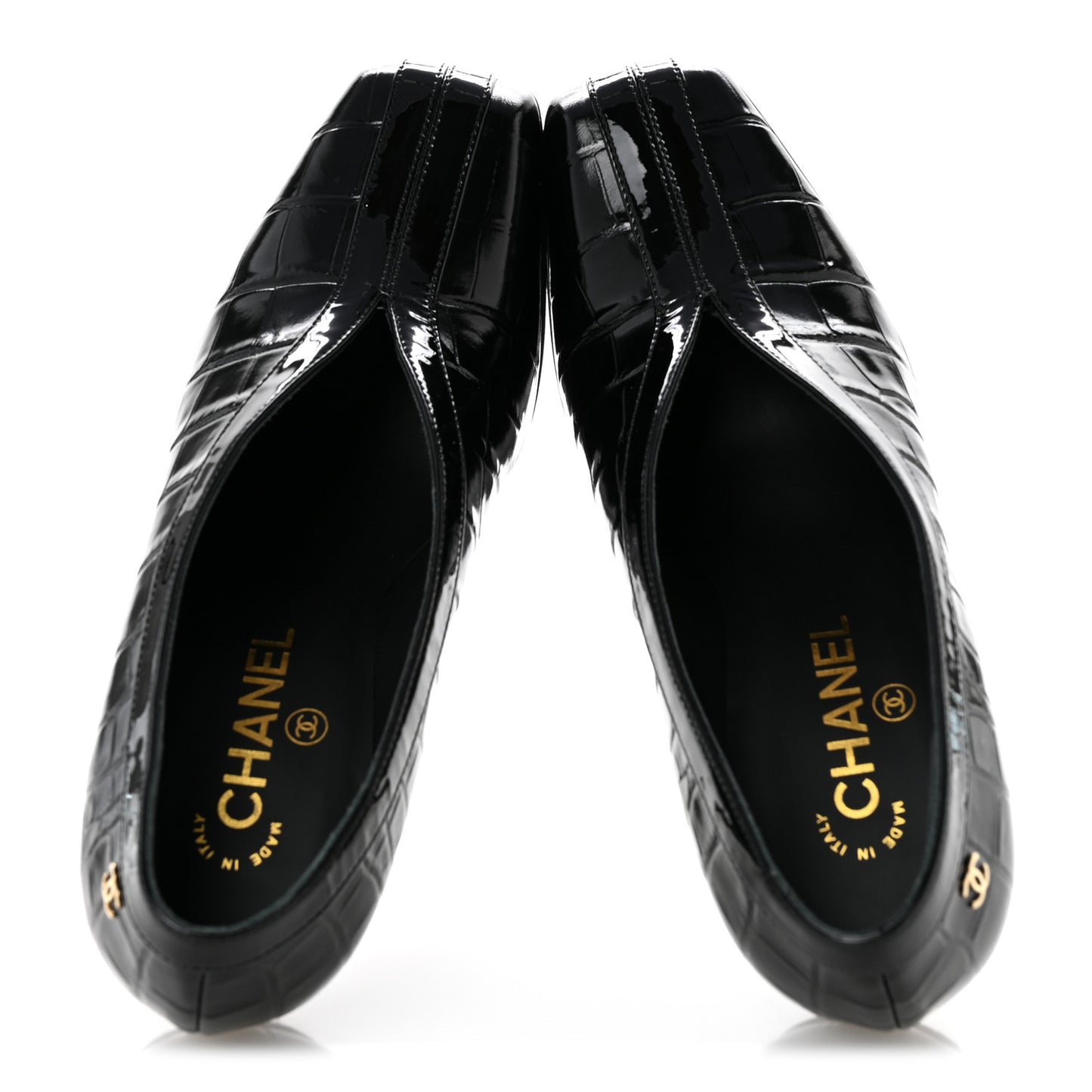 Crocodile Embossed Patent Calfskin Pumps 38 Black