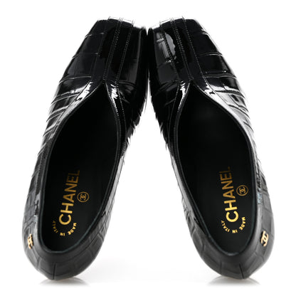 Chanel Crocodile Embossed Patent Calfskin Pumps 38 Black 2 of 11