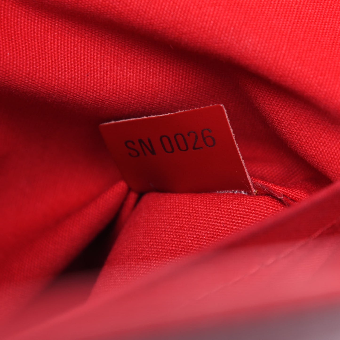 Epi Passy GM Rouge