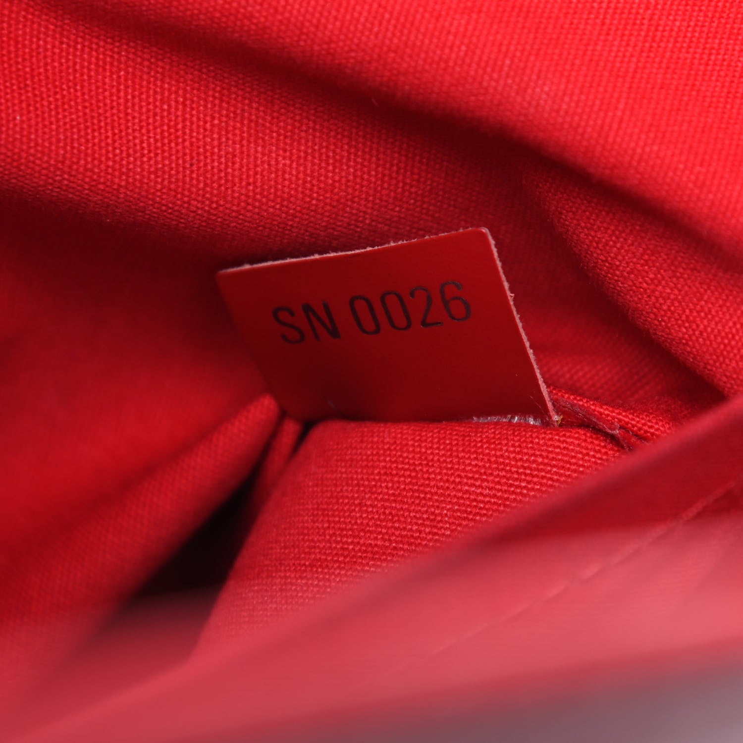 Louis Vuitton Epi Passy GM Rouge 6 of 13