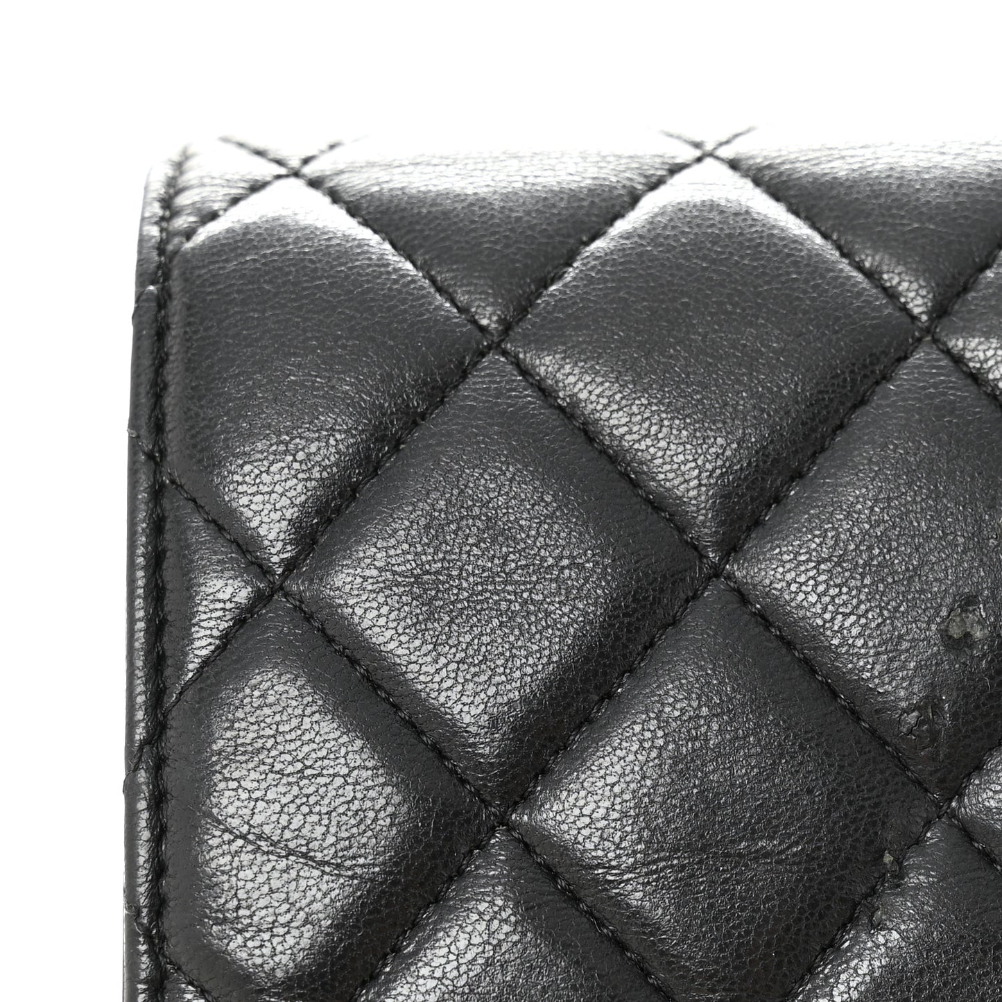 Lambskin Quilted Wallet On Chain WOC Black