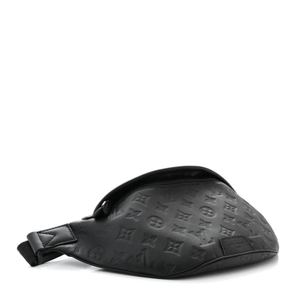 Louis Vuitton Calfskin Monogram Shadow Discovery Bumbag Black 4 of 9