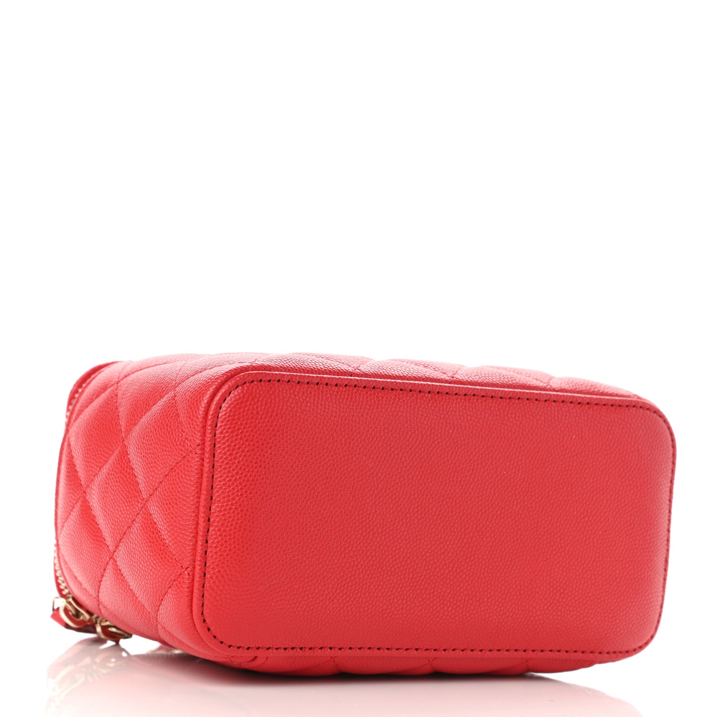 Caviar Quilted Small Vanity Case With Chain Red