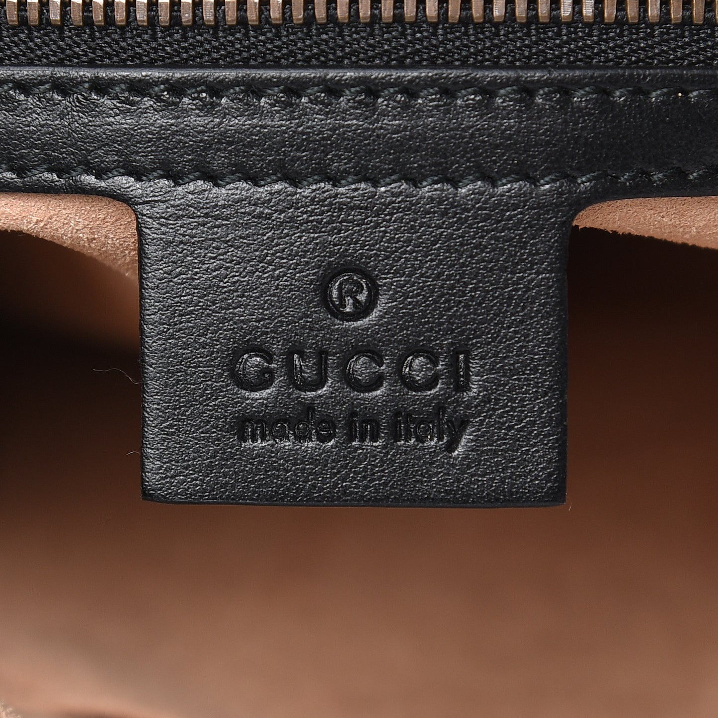 Calfskin Matelasse GG Marmont Flat Messenger Bag Black