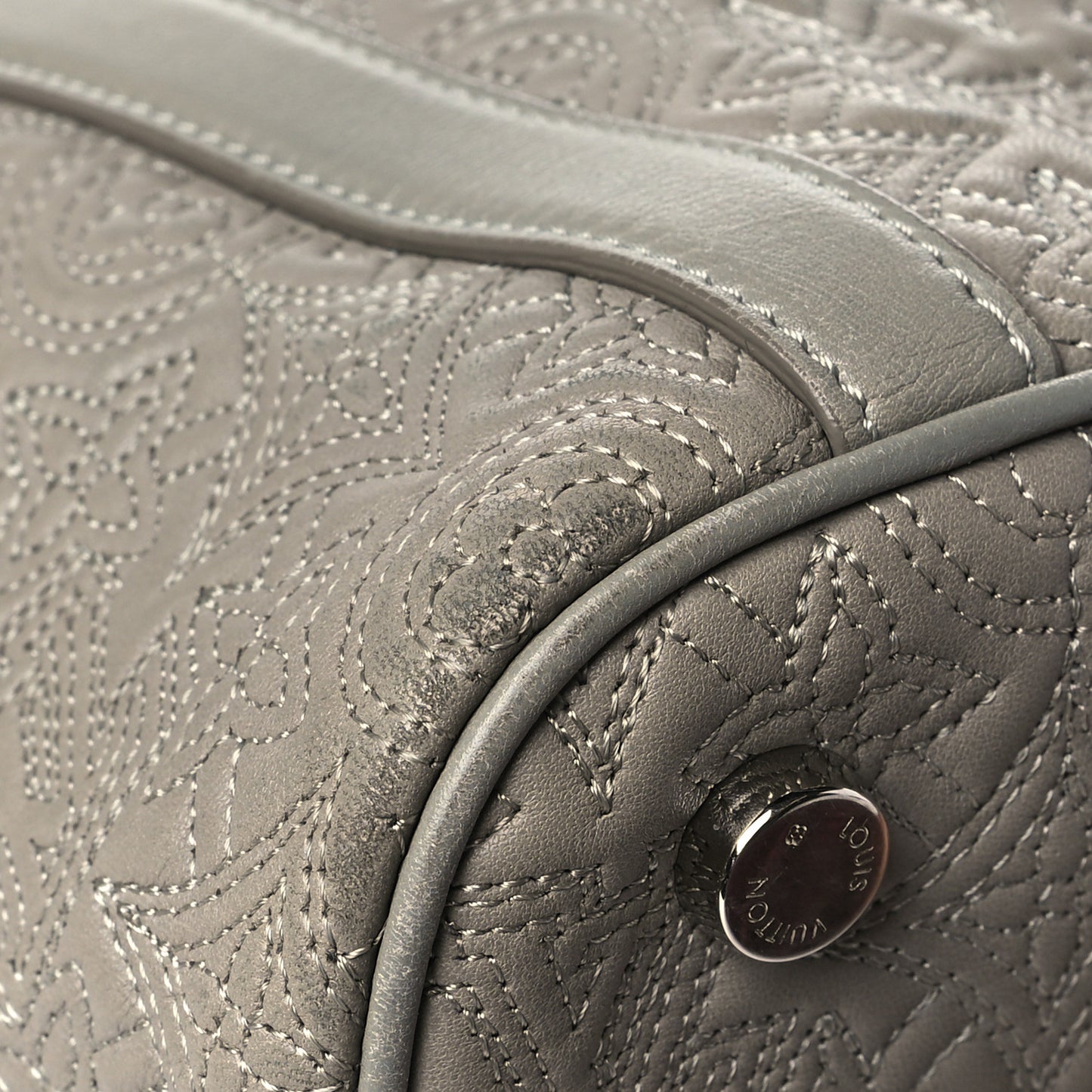 Monogram Lambskin Antheia IXIA PM Gris Clair