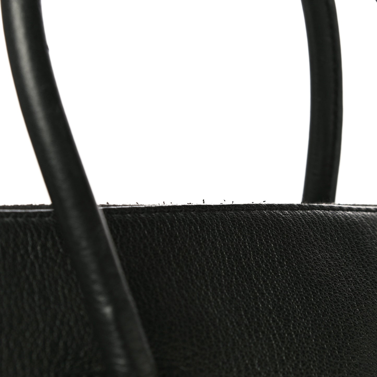 Sugar Goatskin Medium Antigona Black
