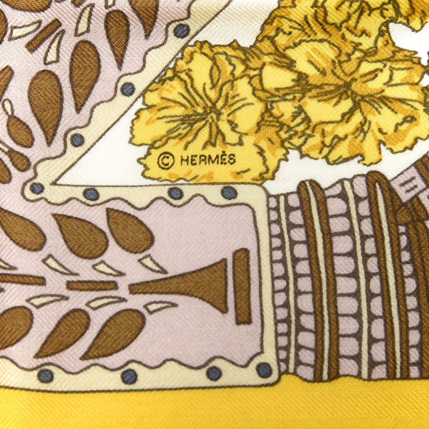 Hermes Cashmere Silk La Danse Du Cheval Marwari Shawl 140 Jaune Vif White Mauve 6 of 6