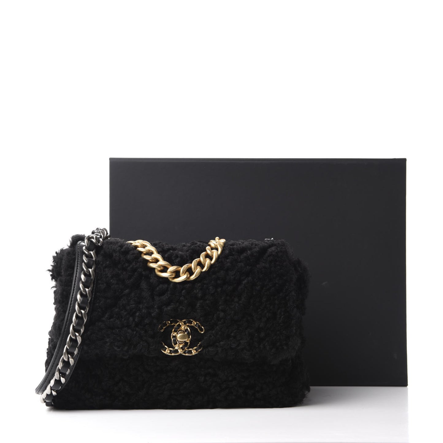 Shearling Sheepskin Medium 19 Flap Black