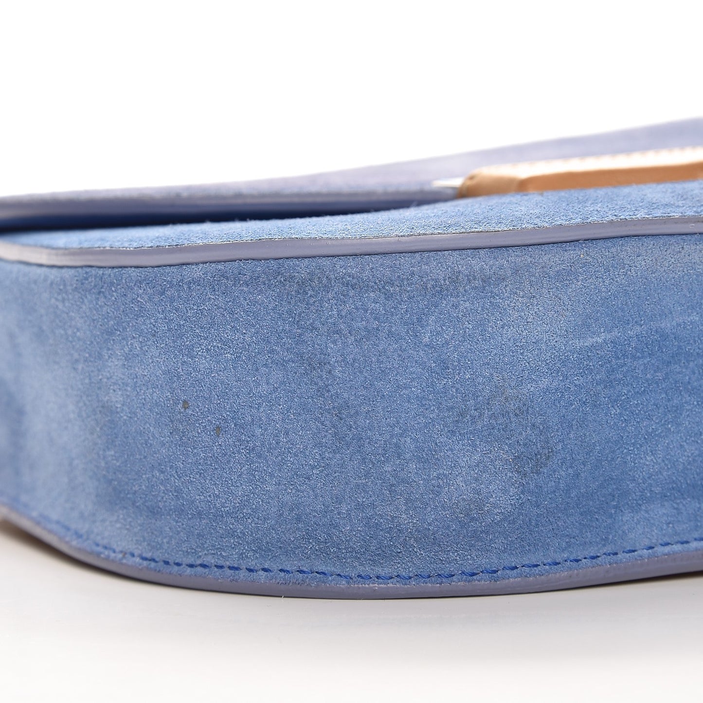 Suede Small Trotteur Porcelain
