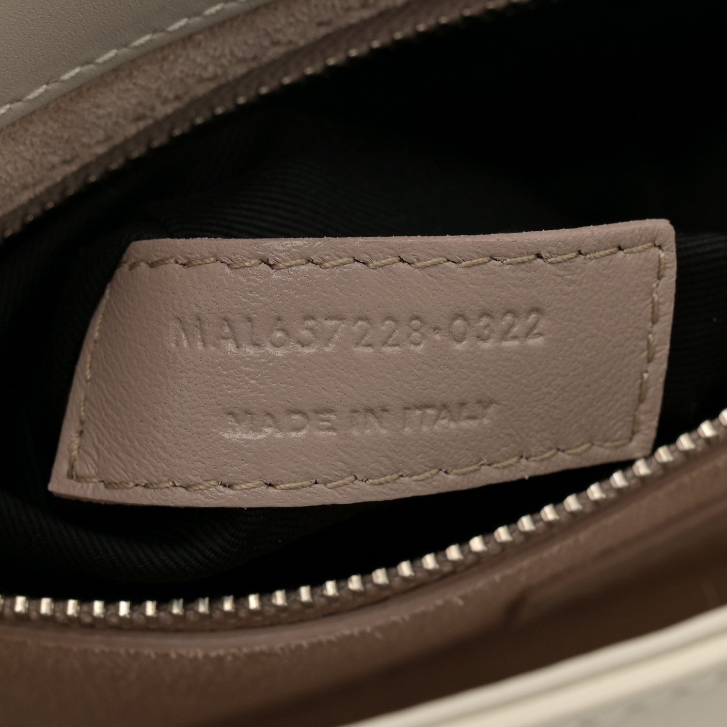 Saint Laurent Smooth Calfskin Le 5 A 7 Hobo Blanc Vintage 7 of 10