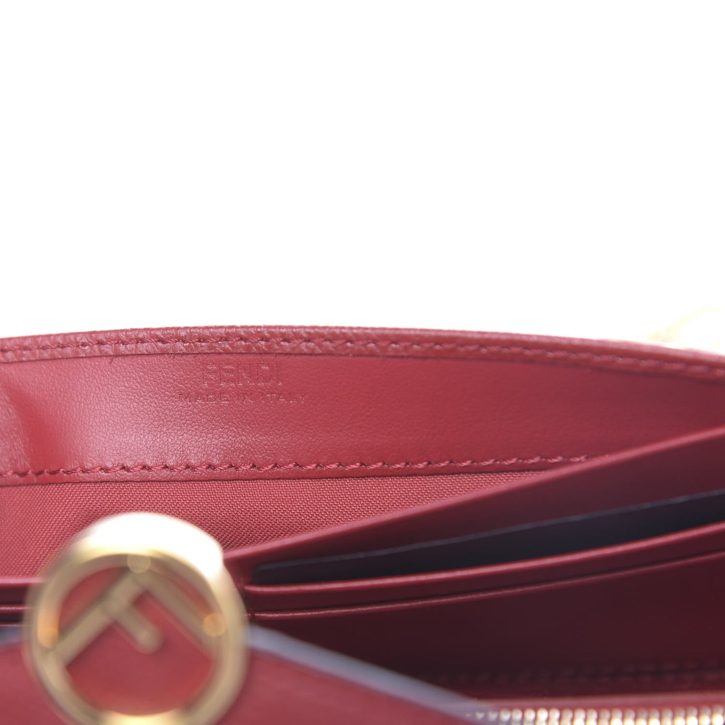 Vitello Cruise F is Fendi Continental Envelope Wallet on Chain Fragola
