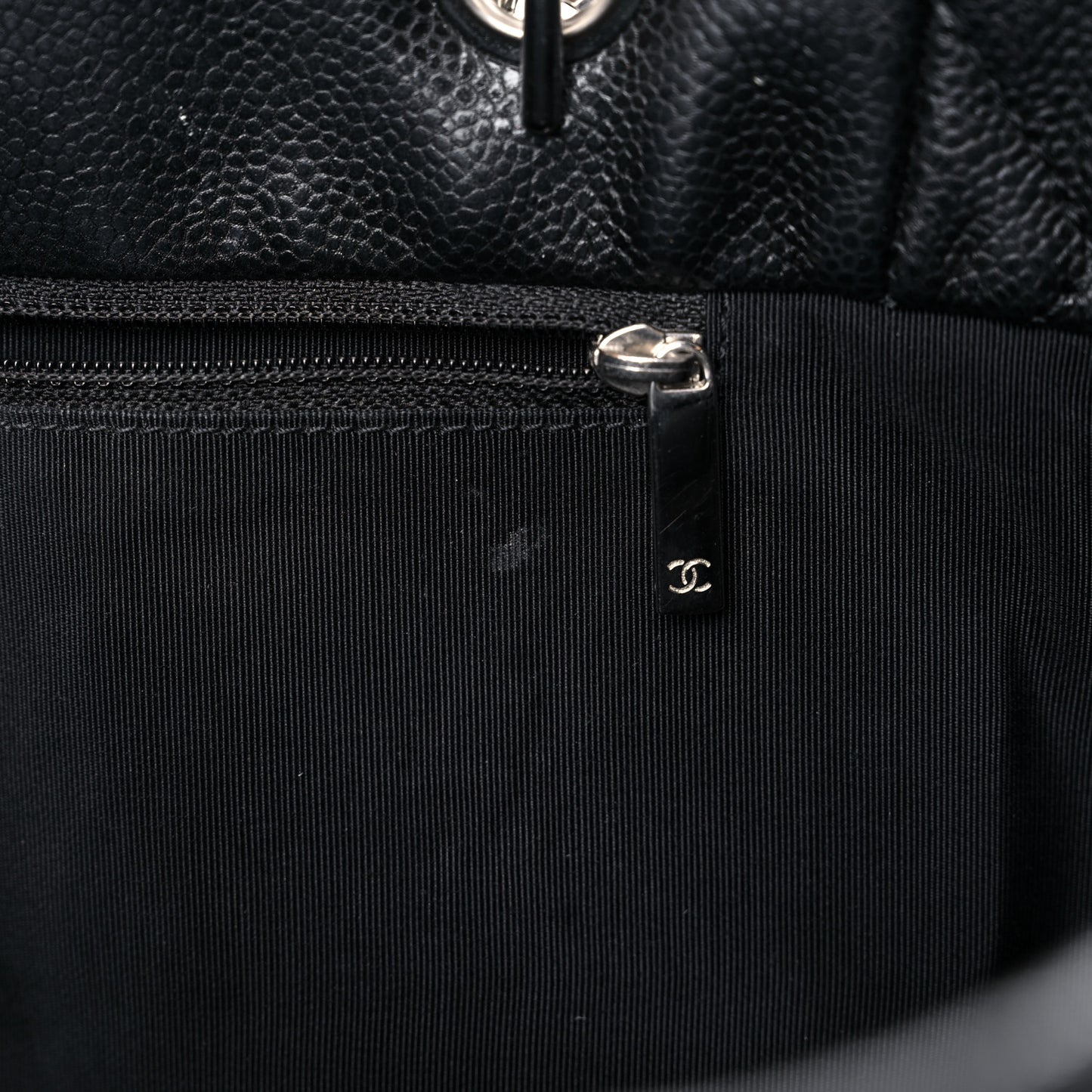 Soft Caviar Large Timeless CC Shopping Tote Black