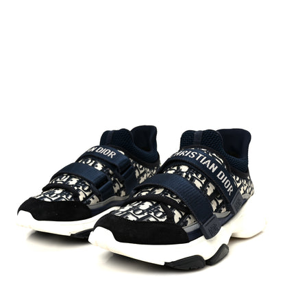 Christian Dior Technical Fabric Oblique D-Wander Sneakers 40 Deep Blue 4 of 10