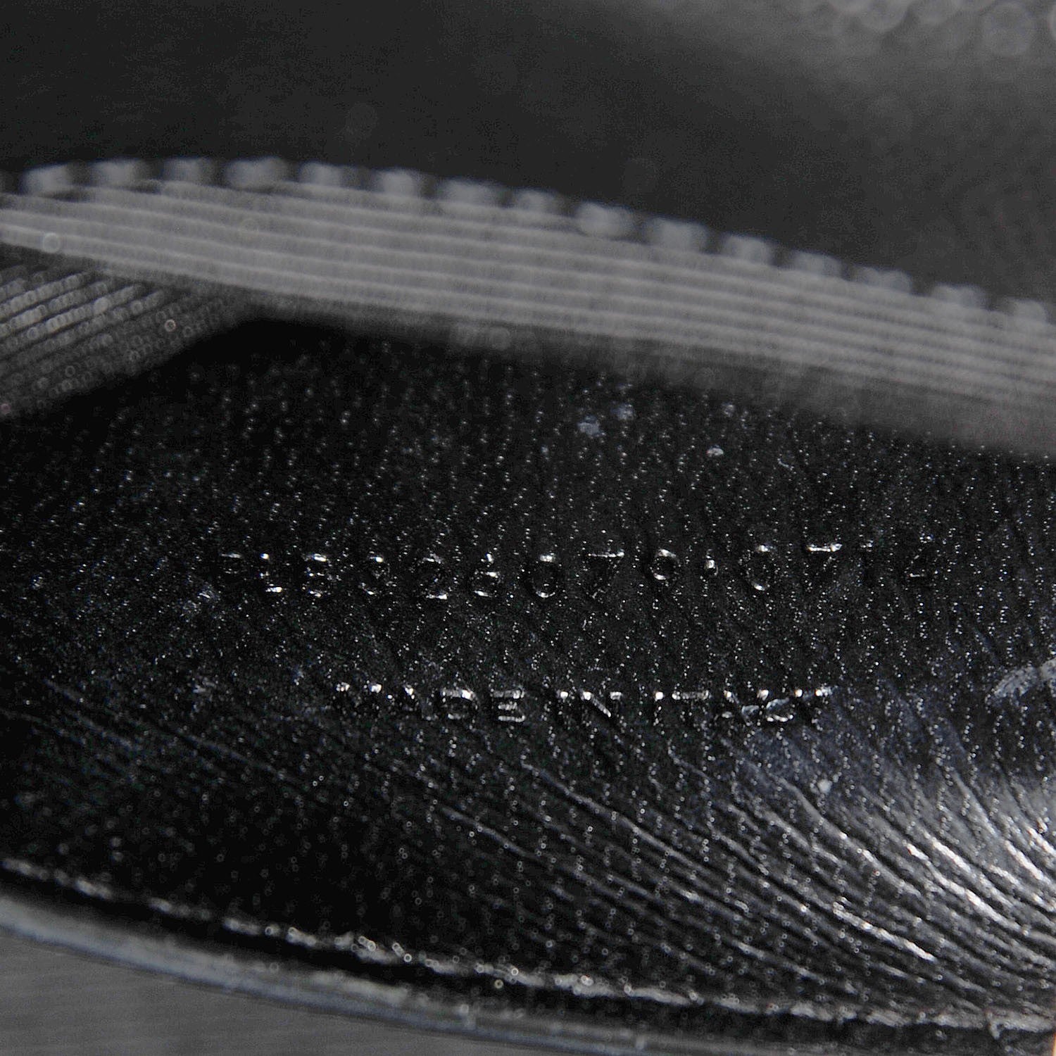 Saint Laurent Grain De Poudre Classic Monogram Clutch Black 8 of 8