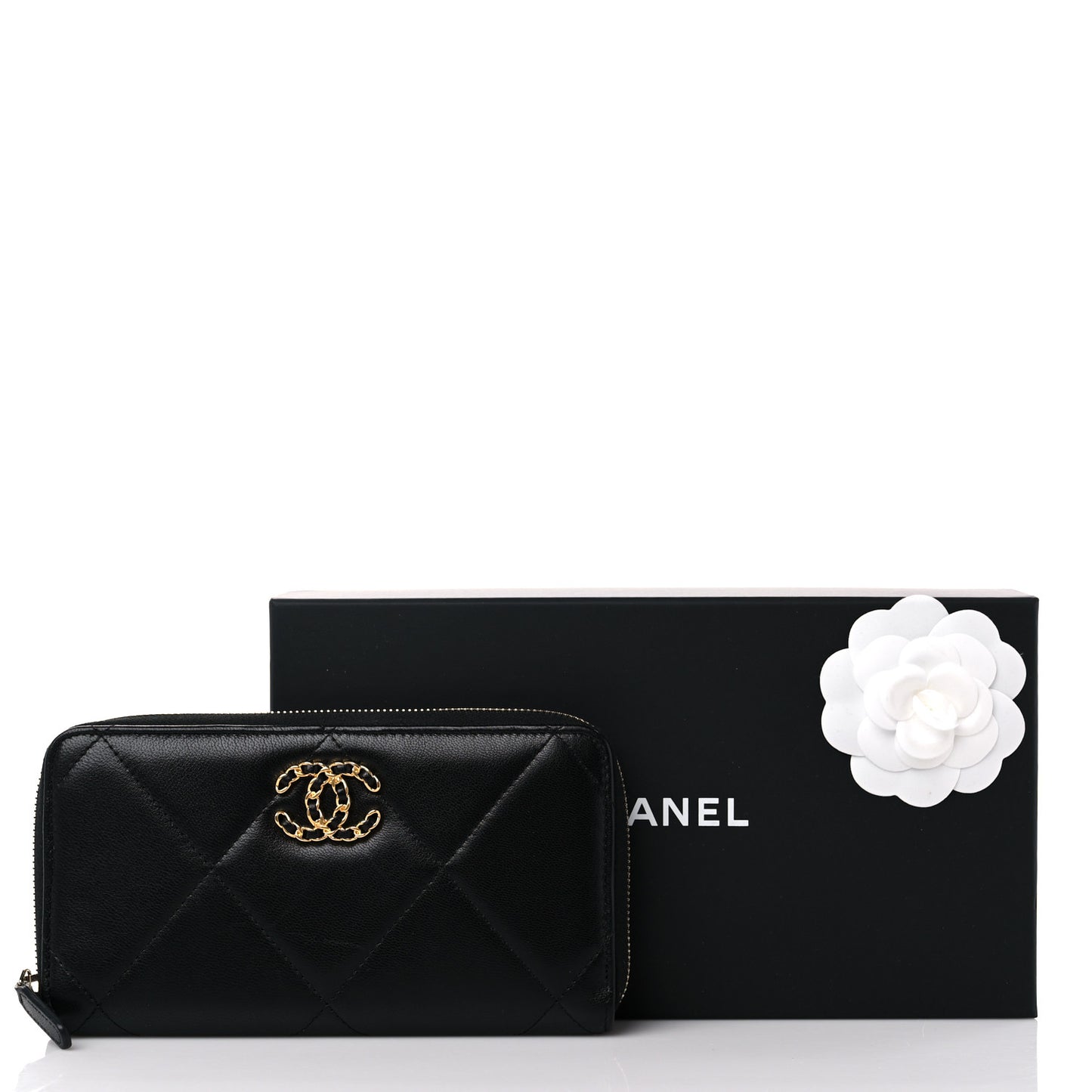 Shiny Goatskin Quilted Chanel 19 Long Zipped Around Wallet Black
