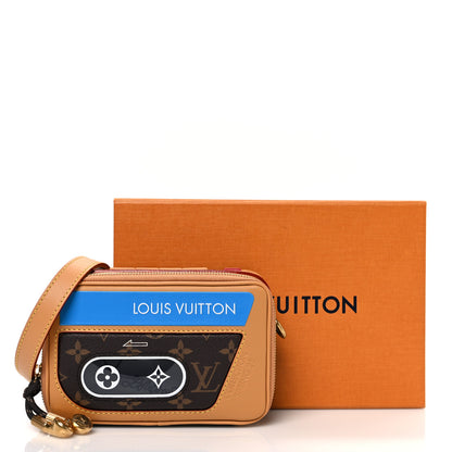 Louis Vuitton Calfskin Monogram Baladeur Wearable Wallet 10 of 10