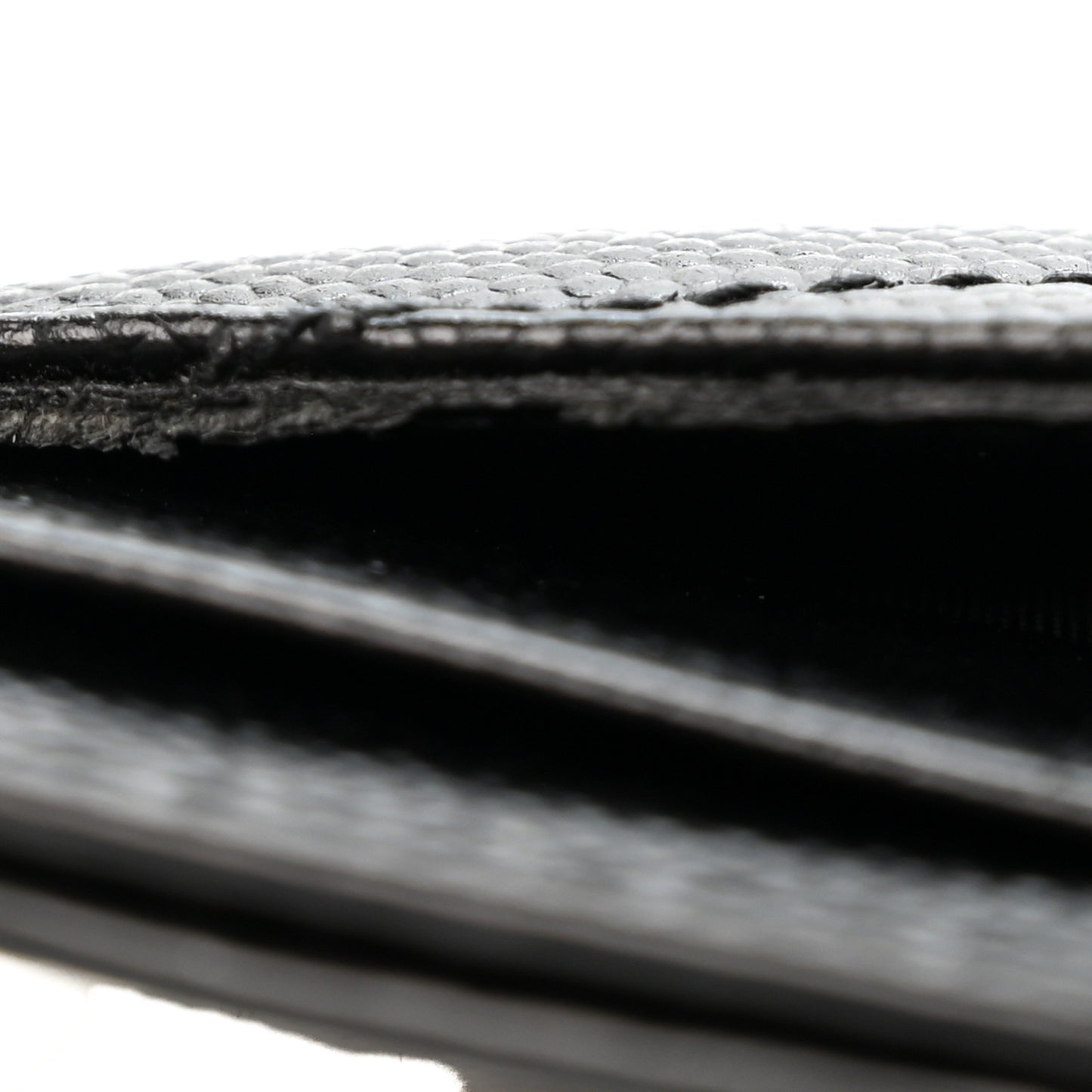 Grain De Poudre Matelasse Chevron Monogram Credit Card Case Black