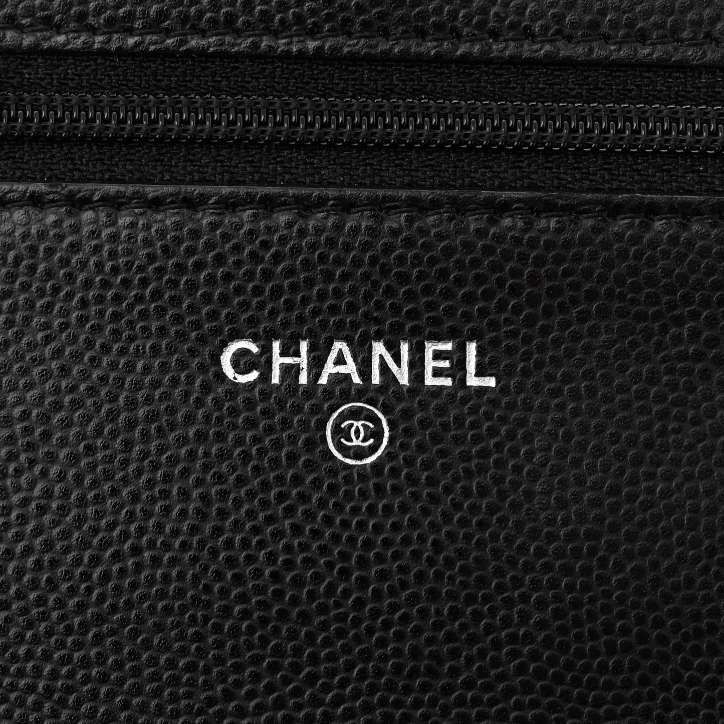 Caviar Chevron Quilted Wallet On Chain WOC Black
