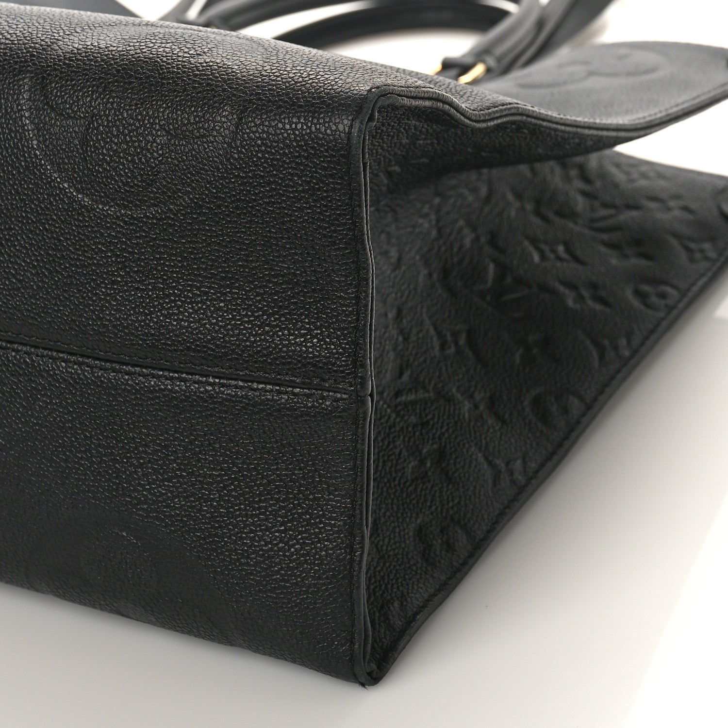 Louis Vuitton Empreinte Monogram Giant Onthego GM Black 8 of 8