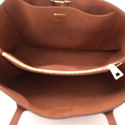 Louis Vuitton Grained Calfskin Lockme Shopper Chataigne 5 of 9