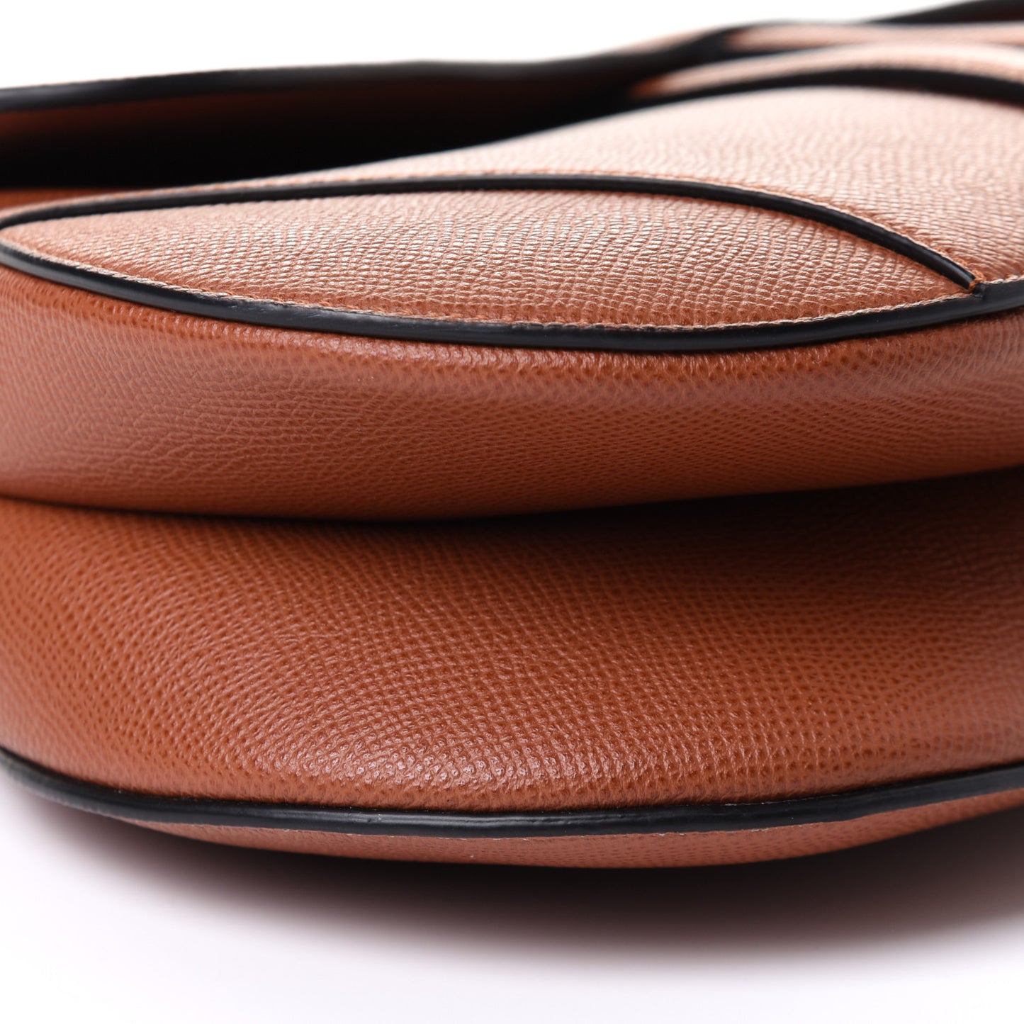 Grained Calfskin Saddle Bag Camello